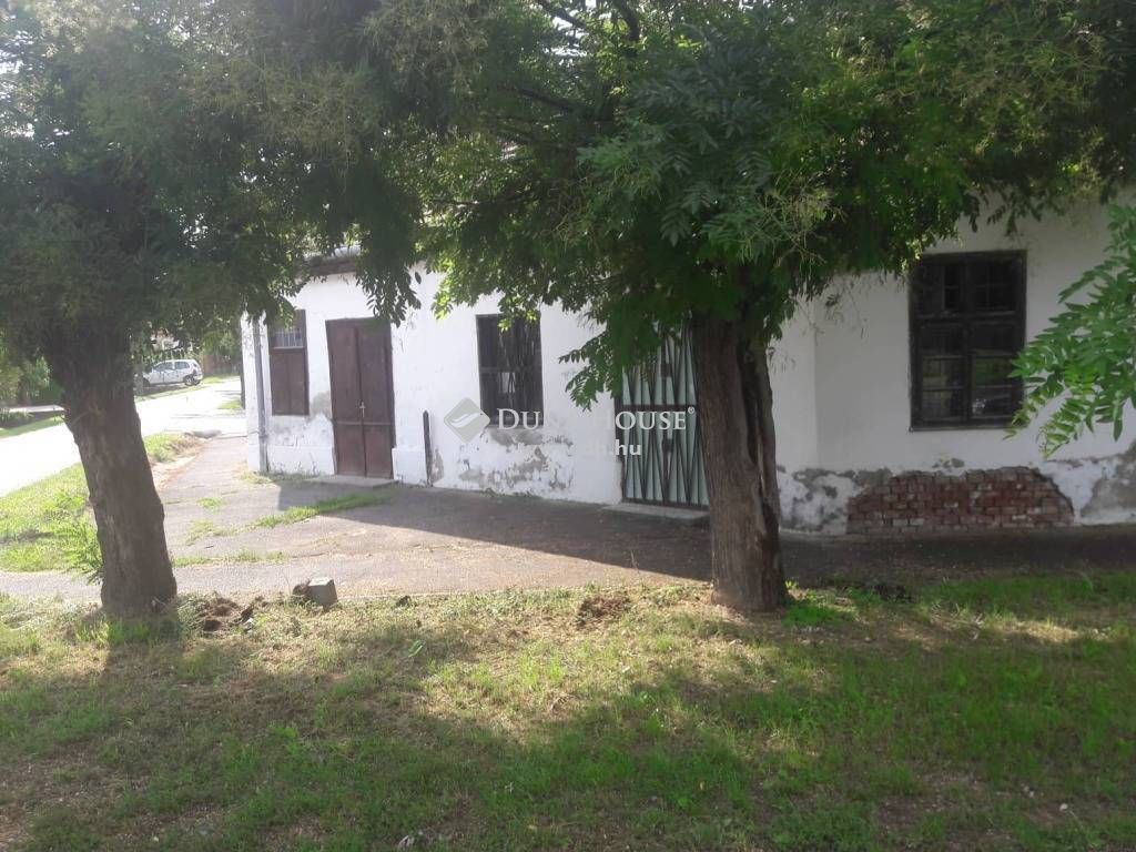 5650 Mezőberény , — 1/4