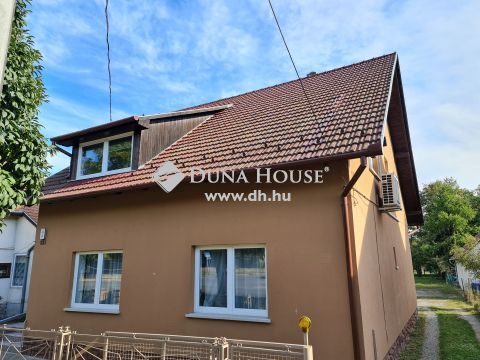 Eladó Ház, Baranya megye, Pécs - Régi kertvárosban 190 nm-es ház eladó