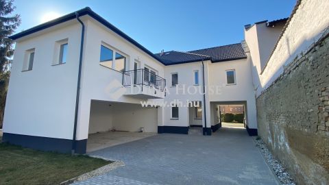 Eladó Ház, Győr-Moson-Sopron megye, Győr - Kertvárosi idill