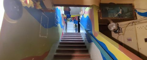 Kiadó Üzlethelyiség 1073 Budapest 7. kerület Blaha Lujza Tér közvetlen közelében