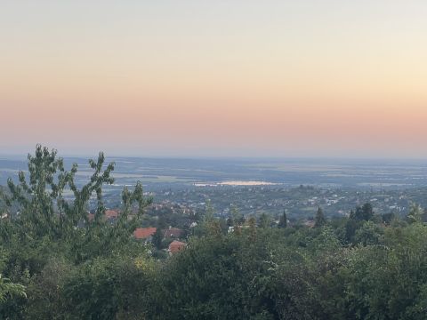 Eladó Telek 7635 Pécs , Mecsekoldalon sík,panorámás, összközműves építési telek