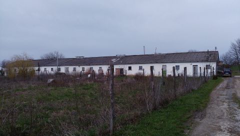 Eladó Mezőgazdasági 8716 Gadány Ipari/mezőgazdasági terület eladó 6,6 hektáron a Balatontól 30 km-re!