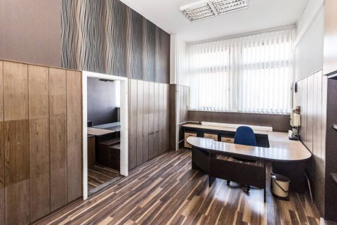 Kiadó Iroda 9700 Szombathely 
