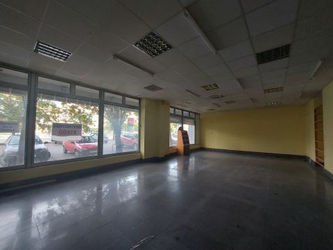 Eladó Üzlethelyiség 5000 Szolnok Belváros