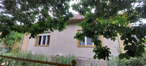 Eladó ház Vásárosdombó Duna House