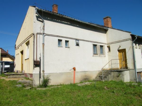Eladó Irodaépület 7585 Háromfa 