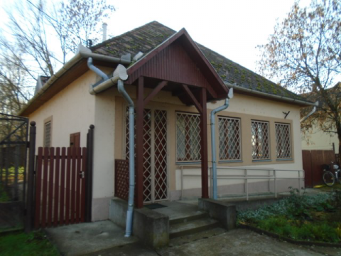 Eladó Irodaépület 5452 Mesterszállás 