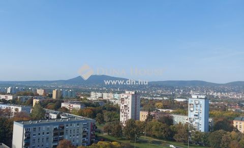 Eladó Lakás, Baranya megye, Pécs