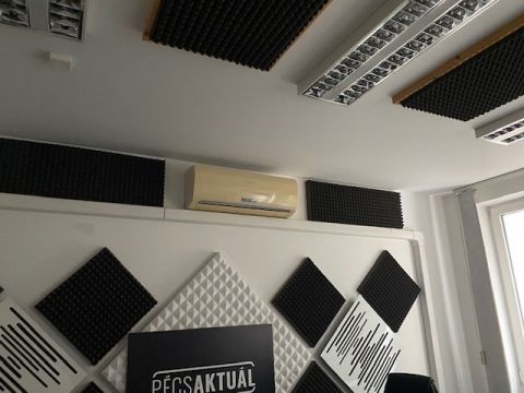 Kiadó Iroda 7623 Pécs 