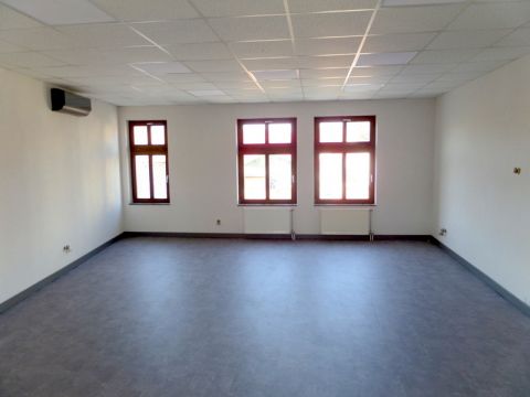 Kiadó Iroda 4400 Nyíregyháza , Abszolút belváros!