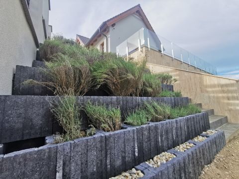 Eladó Ház 8220 Balatonalmádi , Minőségi birtok, lélegzetelállító környezetben