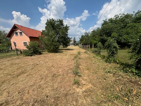 Eladó Telek 2146 Mogyoród 