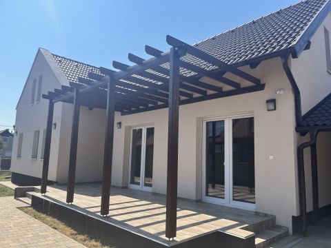 Eladó Ház 2173 Kartal 