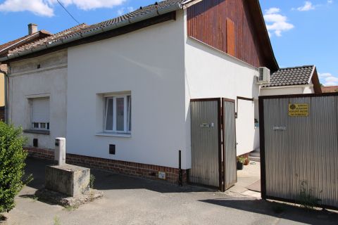 Eladó Ház 6729 Szeged , Kecskéstelep