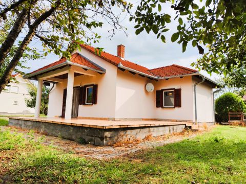 Eladó Ház 8647 Balatonmáriafürdő 