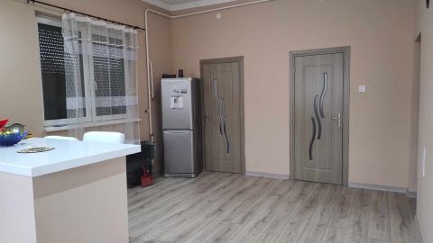 Eladó Ház 4763 Ura , Kossuth út