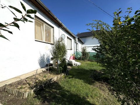 Eladó Ház 2000 Szentendre Szentendre Egres utca óvóda után