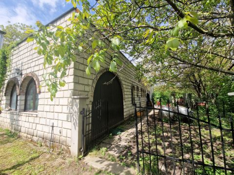 Eladó Ház 2091 Etyek CSALÁDI PINCÉSZET A BORKULTÚRA SZERELMESEINEK