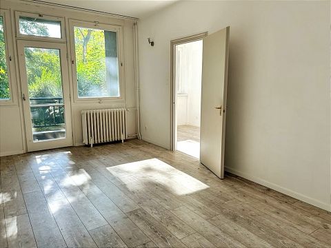 Kiadó Lakás 1026 Budapest 2. kerület , Kiadó 2 szobás napfényes lakás Budán 