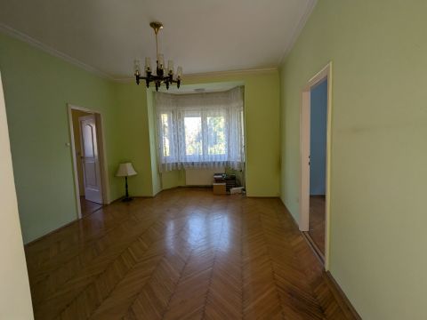 Eladó Lakás 1038 Budapest 3. kerület Csillaghegy, Dózsa György utc