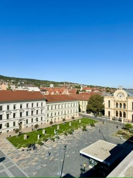 Kiadó Iroda 7621 Pécs 