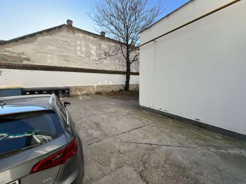 Kiadó Lakás 6000 Kecskemét GYÖNYÖRŰ lakás kiadó a Rákóczi utcán!