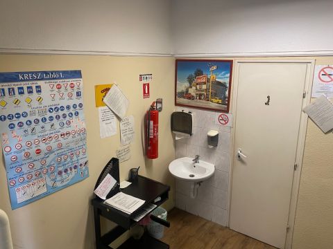 Kiadó Üzlethelyiség 1087 Budapest 8. kerület Kerepesdűlő