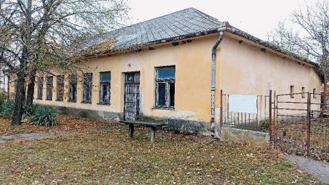 Eladó Vendéglátás 5061 Tiszasüly , 5061 Tiszasüly, belterület
