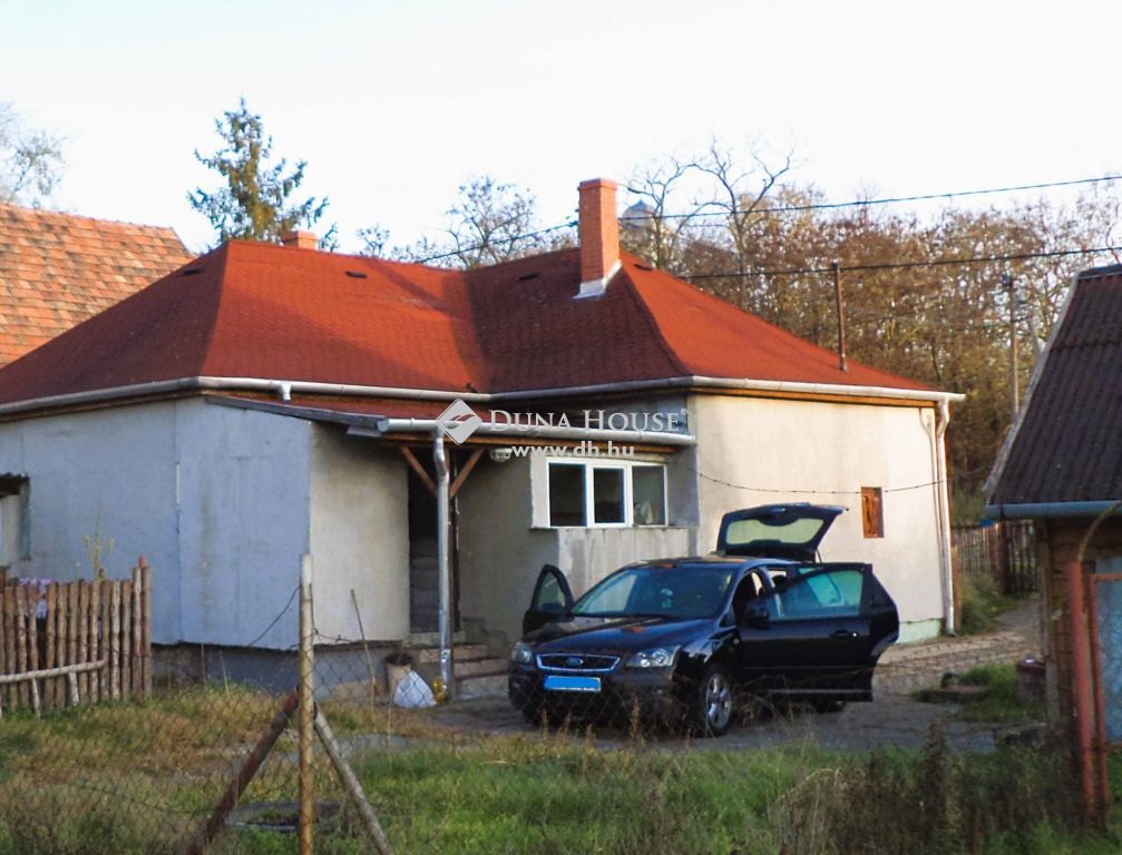 2485 Gárdony , Gárdony - Dinnyés, vasútállomás közeli — 1/15