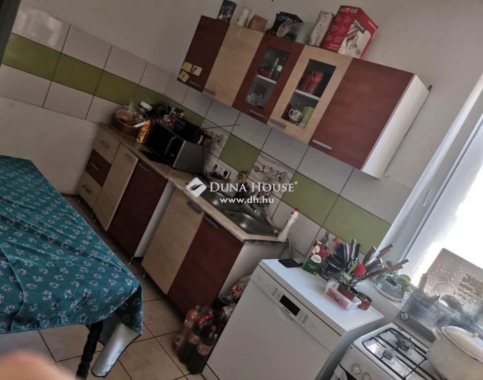 2200 Monor , Központhoz közeli — 1/14