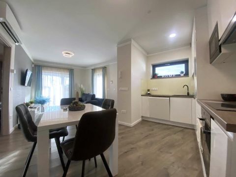 Eladó Lakás 8600 Siófok , 8600 Siófok, Ezüstpart