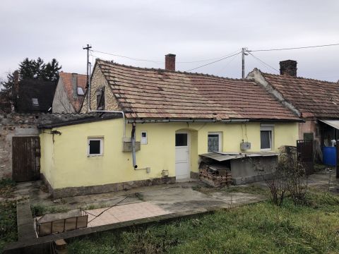 Eladó Ház 8300 Tapolca 