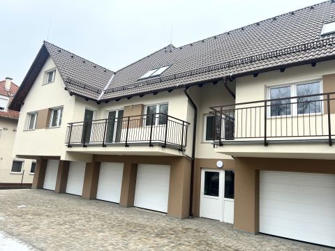 Eladó Lakás 2120 Dunakeszi , 2120 Dunakeszi Fóti út 77