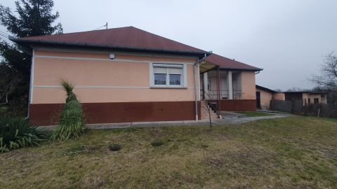 Eladó Ház 2241 Sülysáp Sülysáp Templomhoz közel