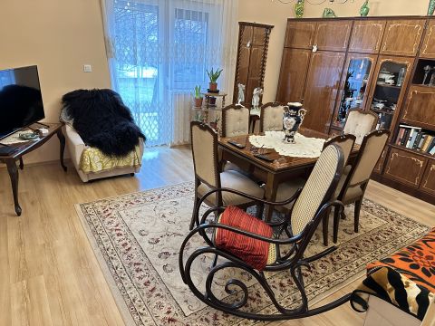 Eladó Ház 6000 Kecskemét Kecskemét Hunyadiváros kedvelt részén sok lehetőséget rejtő