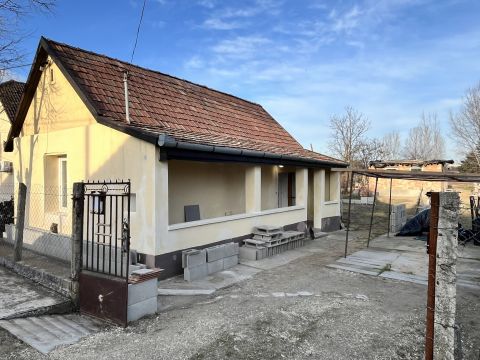 Eladó Ház 2365 Inárcs , KÉT ÉPÜLET EGY TELKEN!