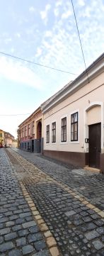 Eladó Lakás 8000 Székesfehérvár 
