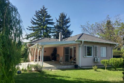 Eladó Ház 8171 Balatonvilágos 