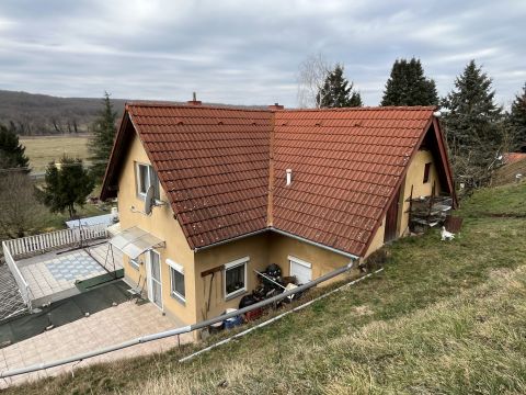 Eladó Ház 8373 Rezi 
