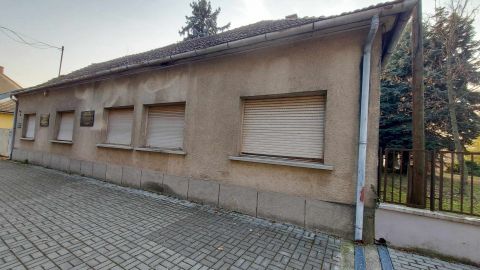 Eladó Ház 7200 Dombóvár 