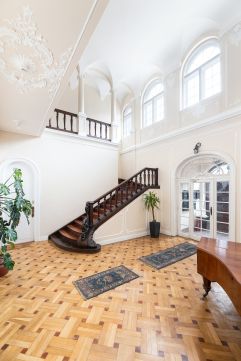 Eladó Lakás 1016 Budapest 1. kerület Gellérthegy legszebb utcájában 