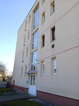Eladó Lakás 8200 Veszprém , 8200 Veszprém, csendes