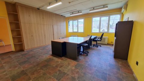 Kiadó Iroda 8900 Zalaegerszeg 