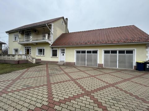 Eladó Ház 2730 Albertirsa 