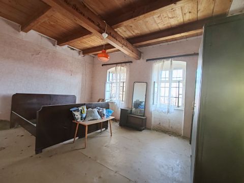 Eladó Ház 7193 Regöly , Tájpanoráma, családias környezet.