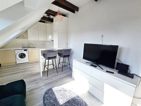 Kiadó Lakás 7623 Pécs 