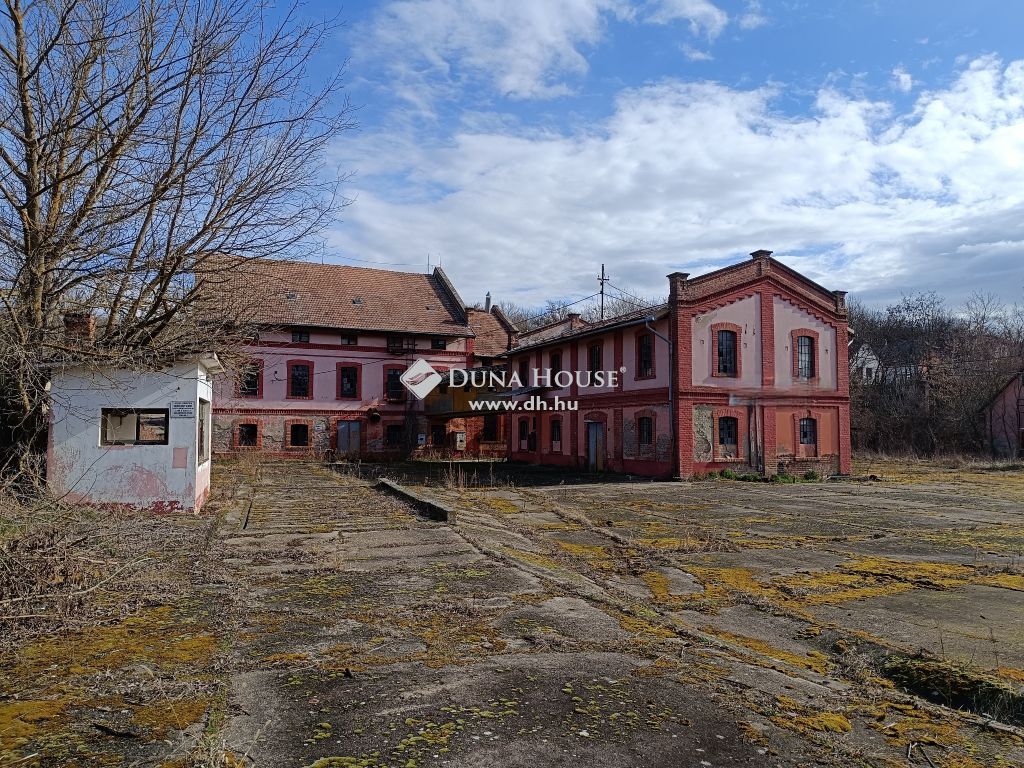 7191 Hőgyész , Helyi védelem alatt álló ingatlan — 1/19