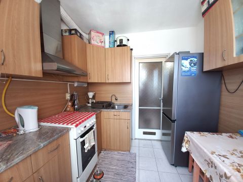 Eladó Lakás 5600 Békéscsaba Belváros közeli 