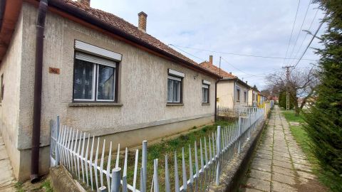 Eladó Ház 7200 Dombóvár 