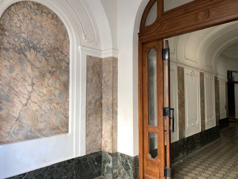 Eladó Lakás 1056 Budapest 5. kerület Klotild palota szomszédjában